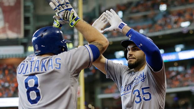 hosmer-moustakas-ap-top.jpg